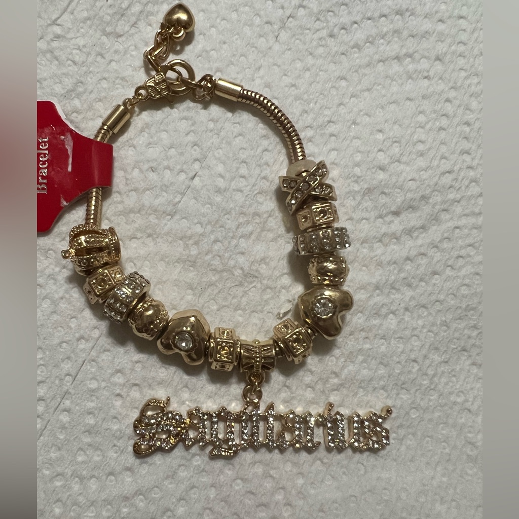 Zodiac Brand Beautiful Gold Ton Bracelet New
